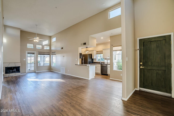 Property Photo:  11333 N 92nd Street Unit 1124  AZ 85260 