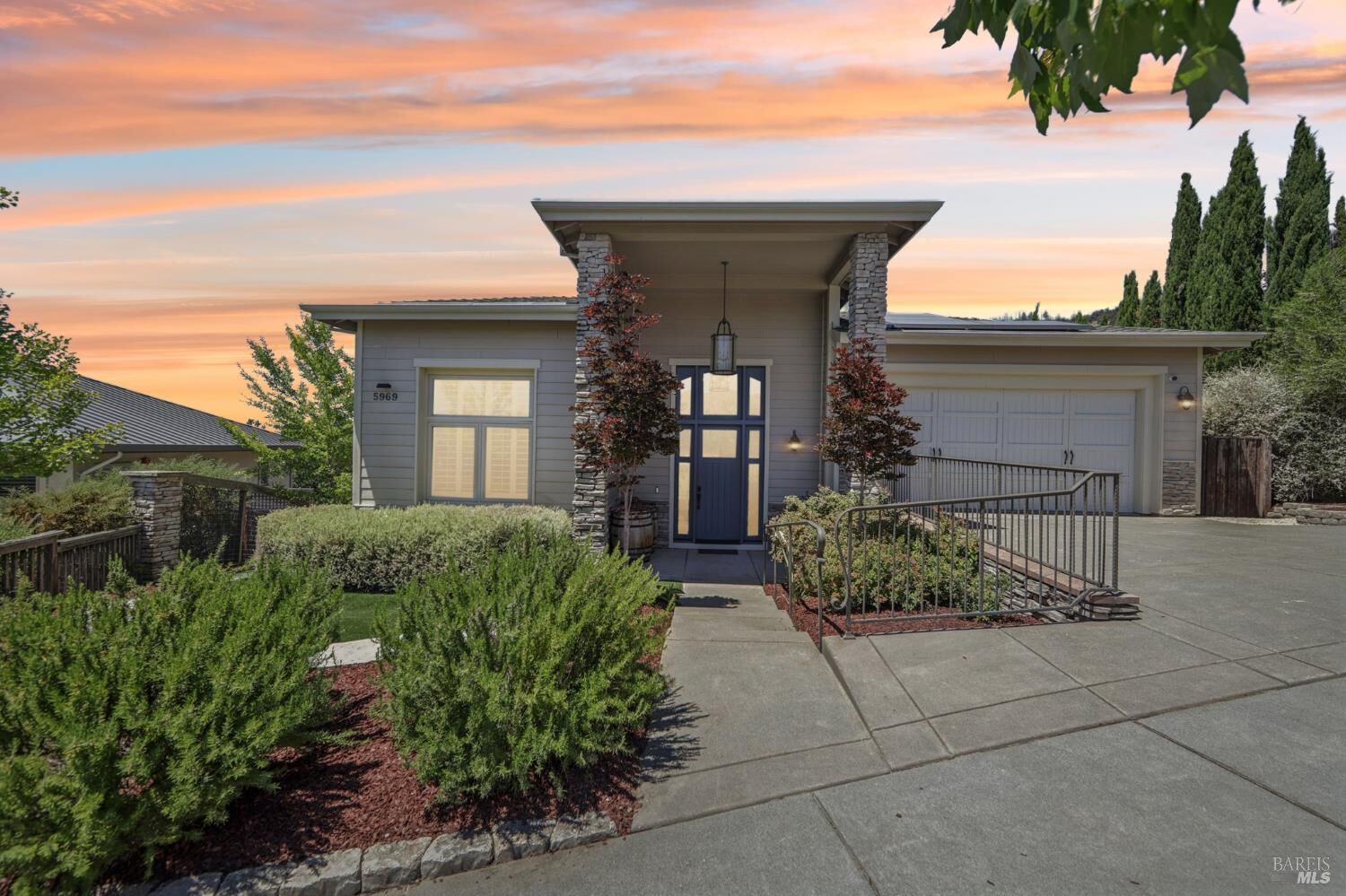 Property Photo: 5969 Vista Ridge CA 95409