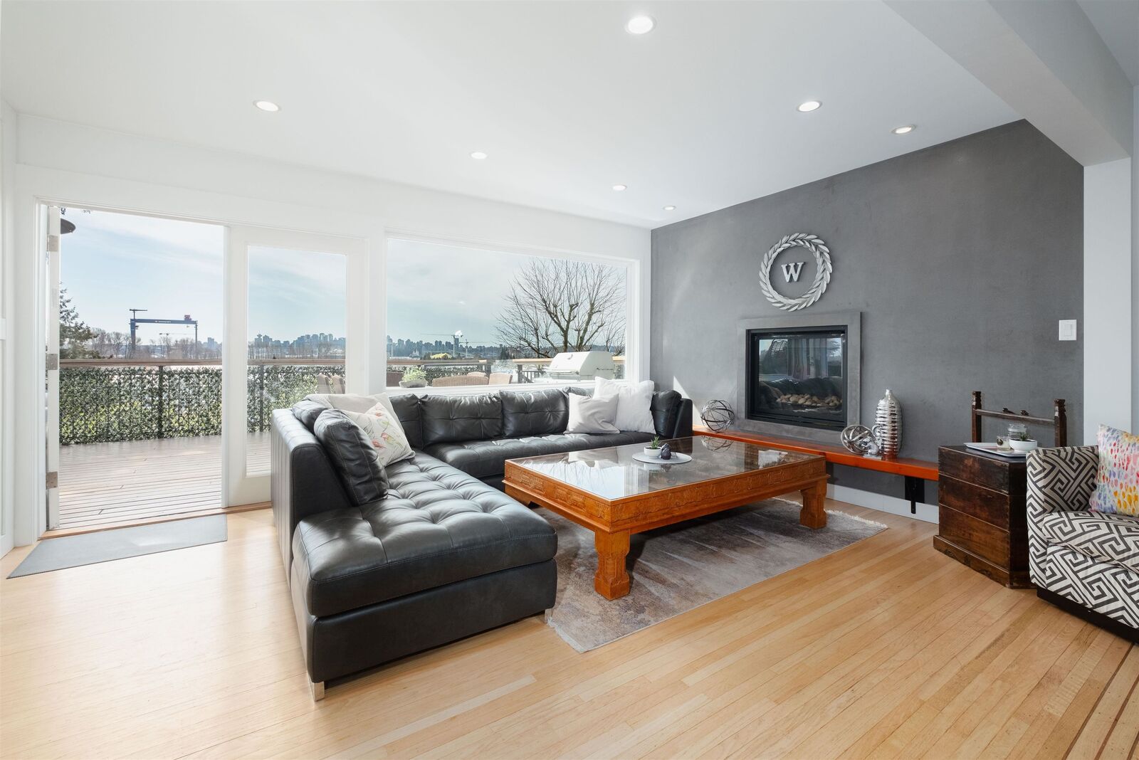 Property Photo:  1095 W Keith Road  BC V7P 1Y6 