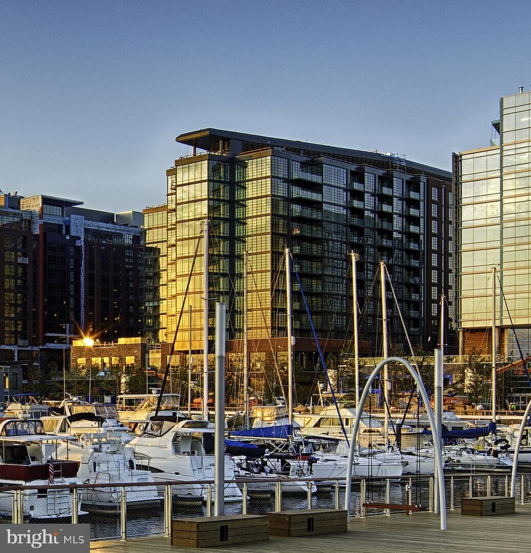 Property Photo: 45 Sutton Square SW 1115 DC 20024