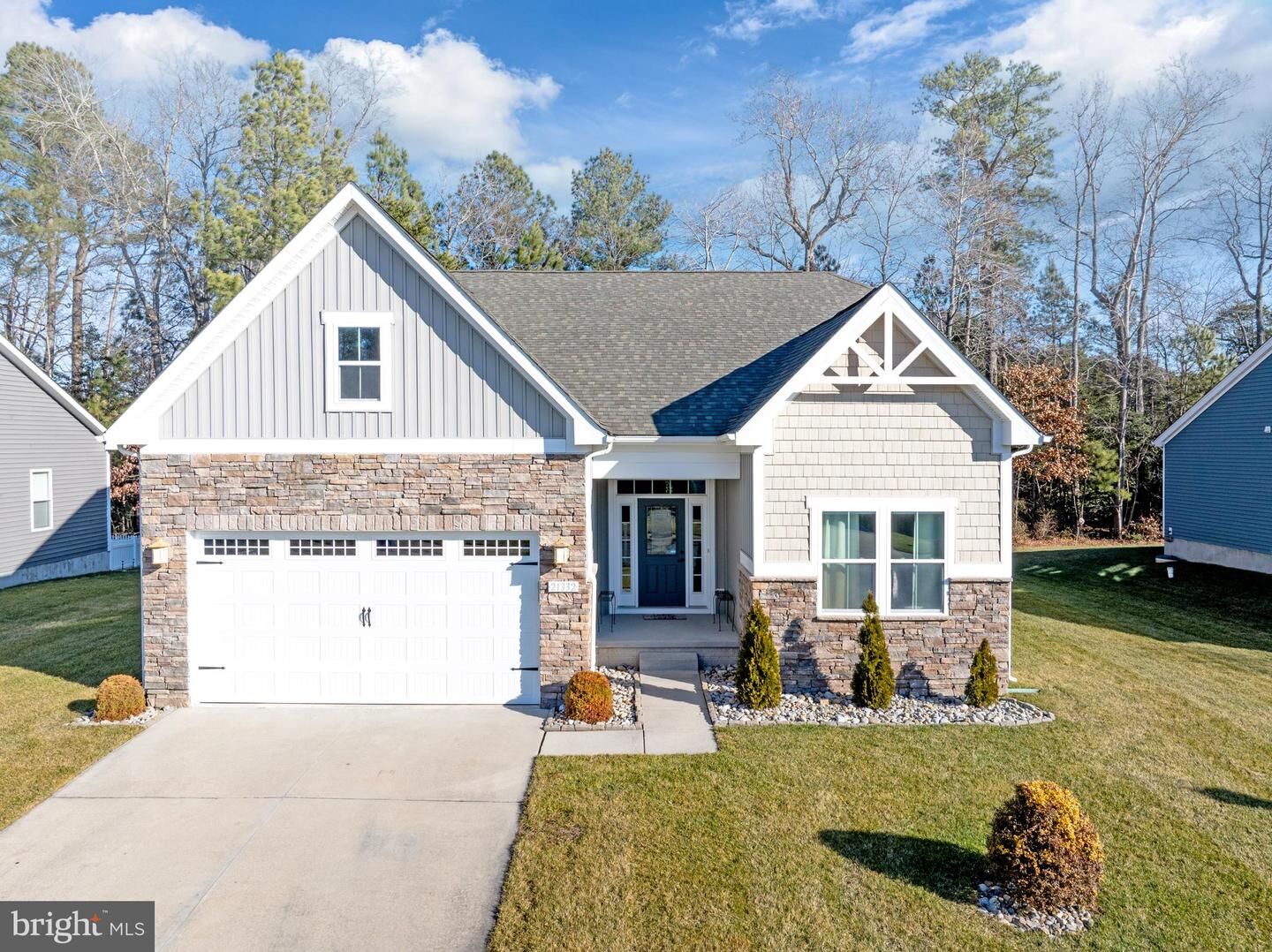 Property Photo: 21332 N Acorn Way DE 19958