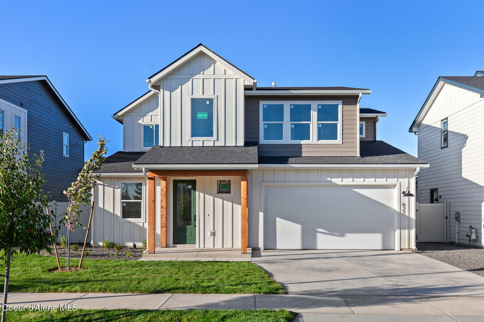 Property Photo:  627 Moscow St  ID 83864 