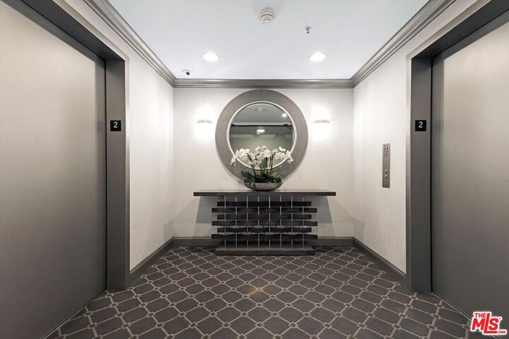 Property Photo:  2131 Century Park Ln  CA 90067 