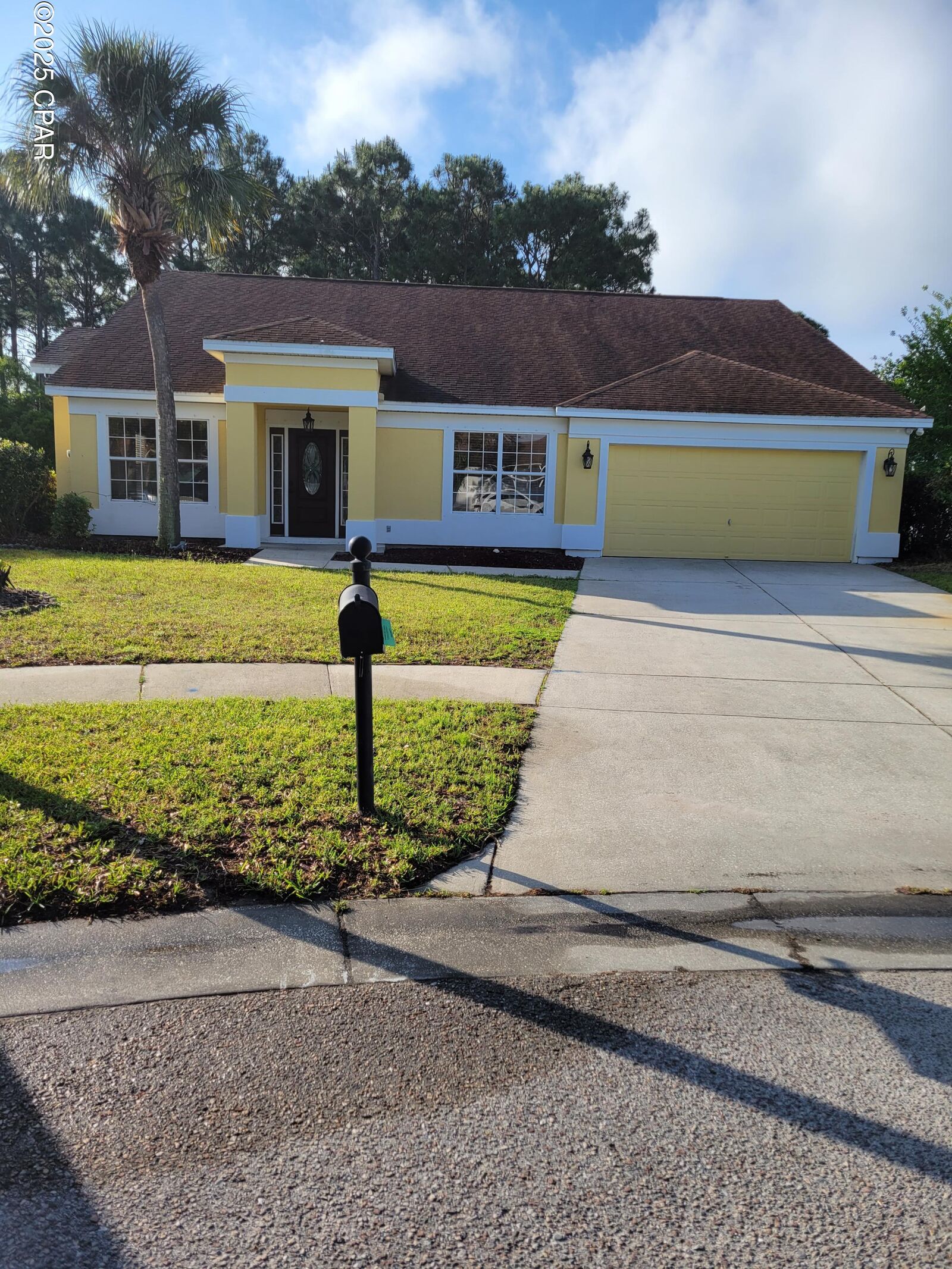 Property Photo:  121 Biltmore Place  FL 32413 