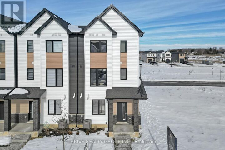 Property Photo:  1595 Capri Crescent 66  ON N6G 3Y6 