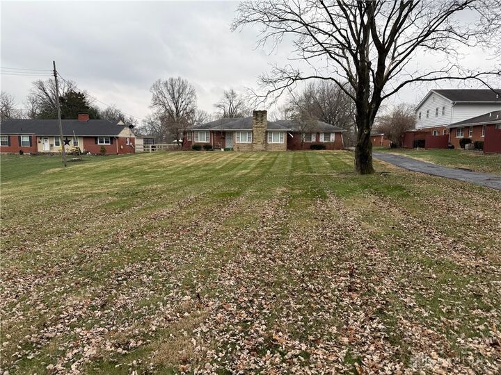 Property Photo: 4722 Central Avenue OH 45044