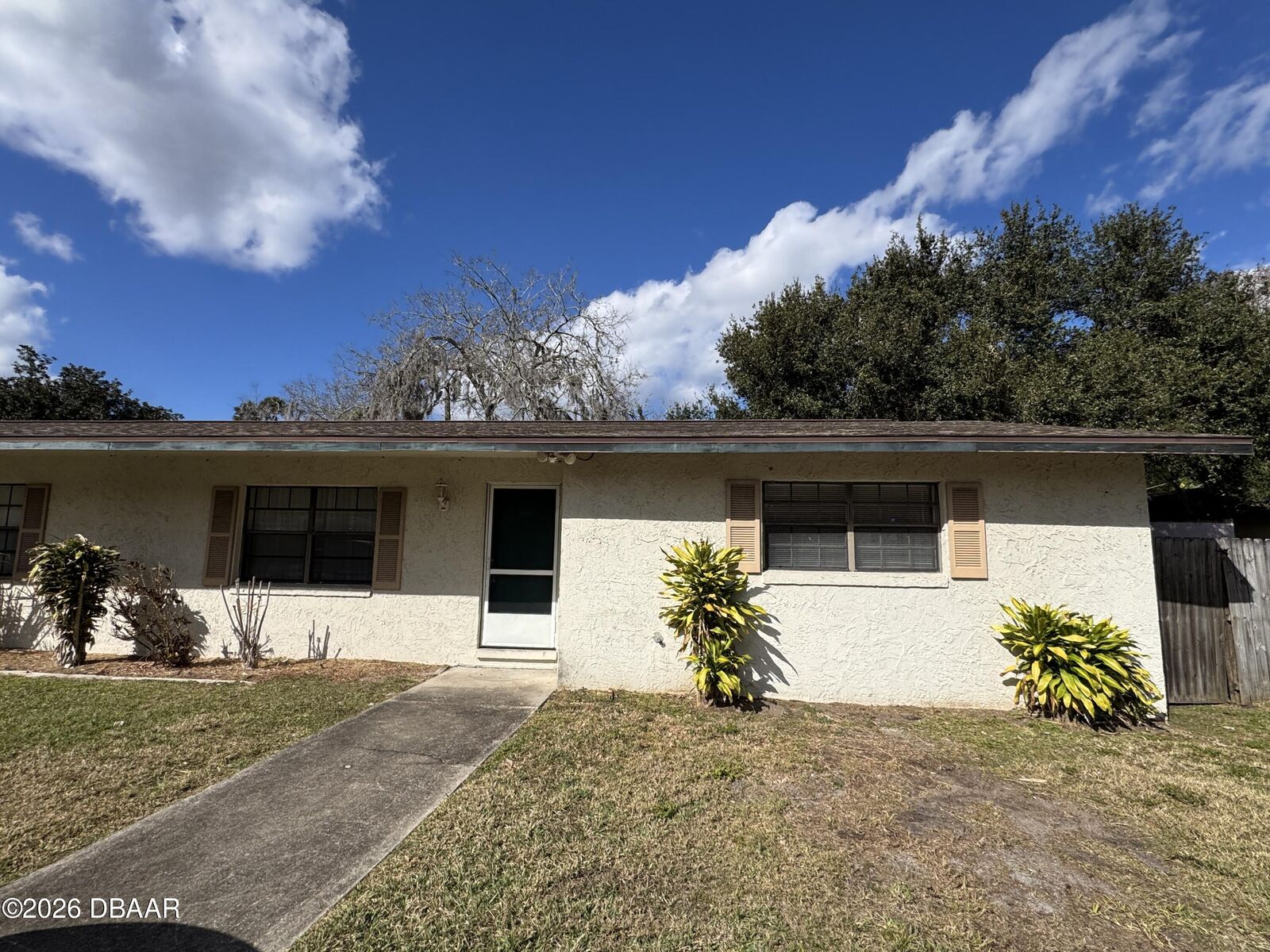 Property Photo: 319 Cavanah Drive B FL 32117