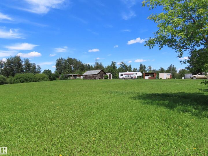 Property Photo:  3510 Ste. Anne Trail 202  AB T0E 1V0 