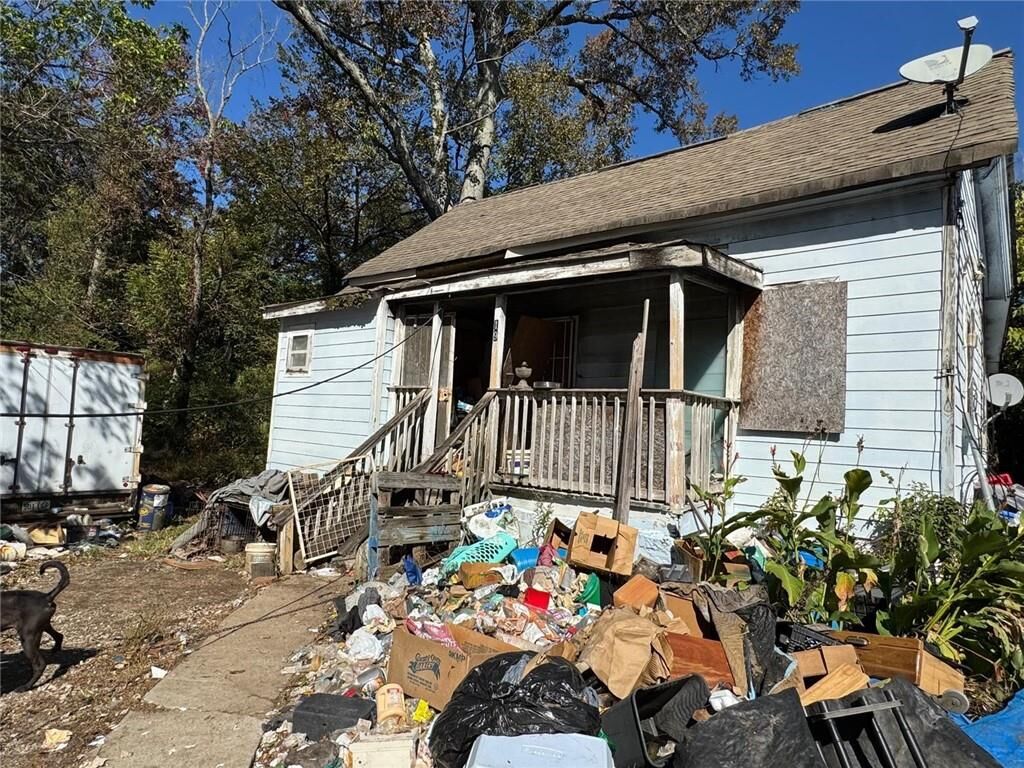 Property Photo:  19 White Place SW  GA 30310 