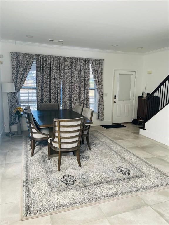 Property Photo:  89 Regency Road  GA 30022 