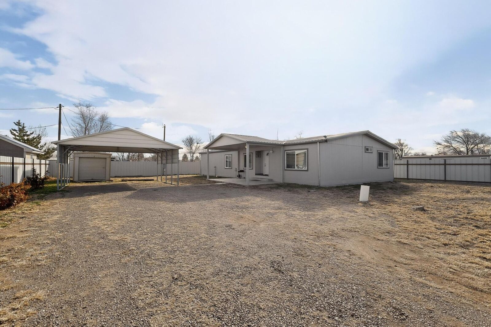 Property Photo: 1222 Maryann Street NM 87035