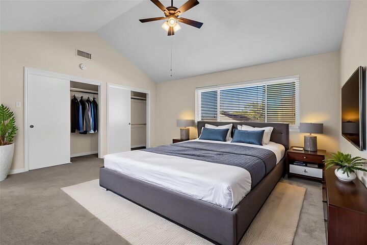 Property Photo:  2086 Augusta Drive 53  TX 77057 