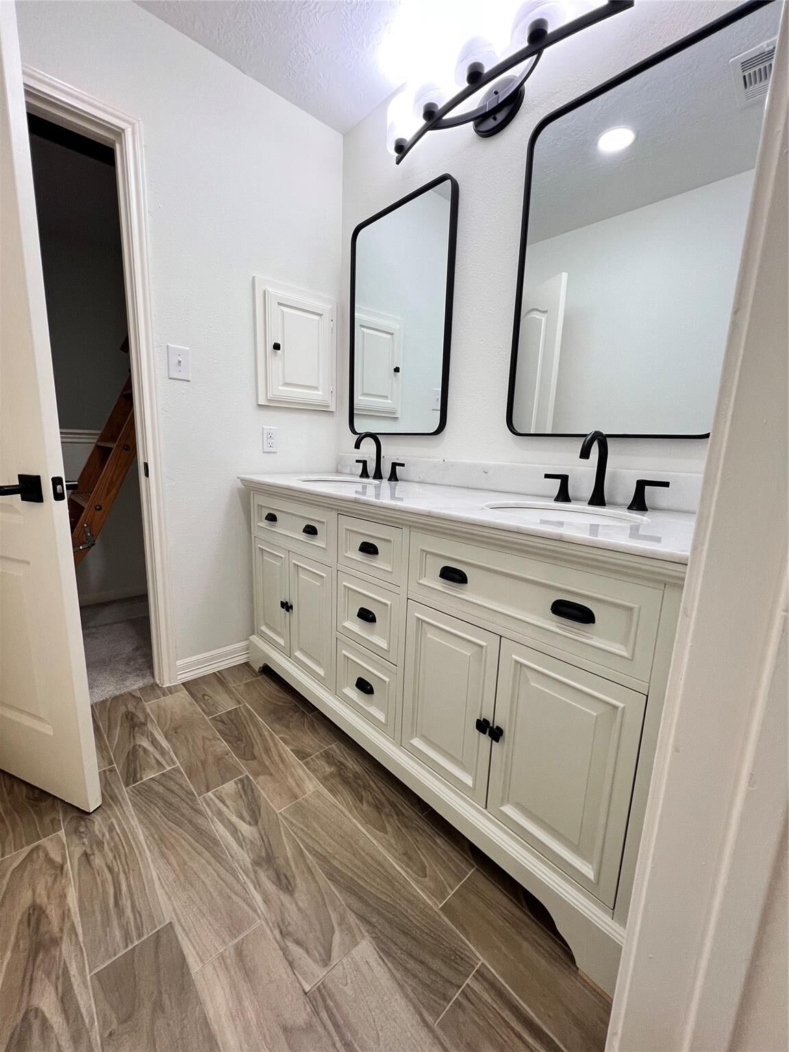 Property Photo: 9827 Westminster Drive TX 77338