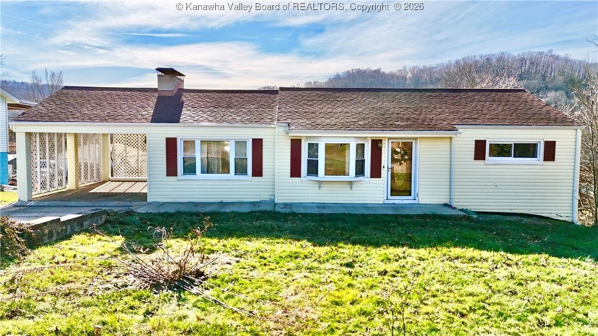 Property Photo:  5114 Dean Drive  WV 25313 