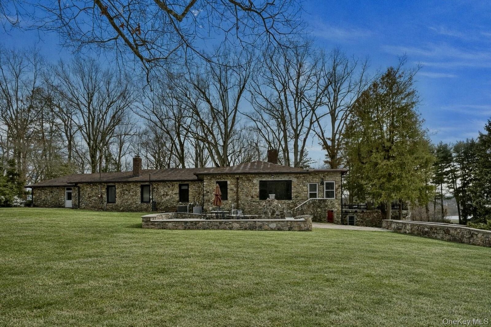 Property Photo:  21 Bird Hill Road  NY 10986 