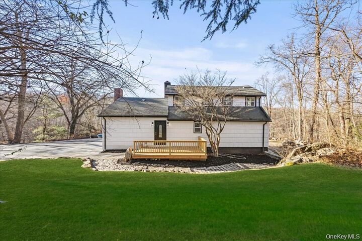 Property Photo:  144 Old Lake Street  NY 10604 