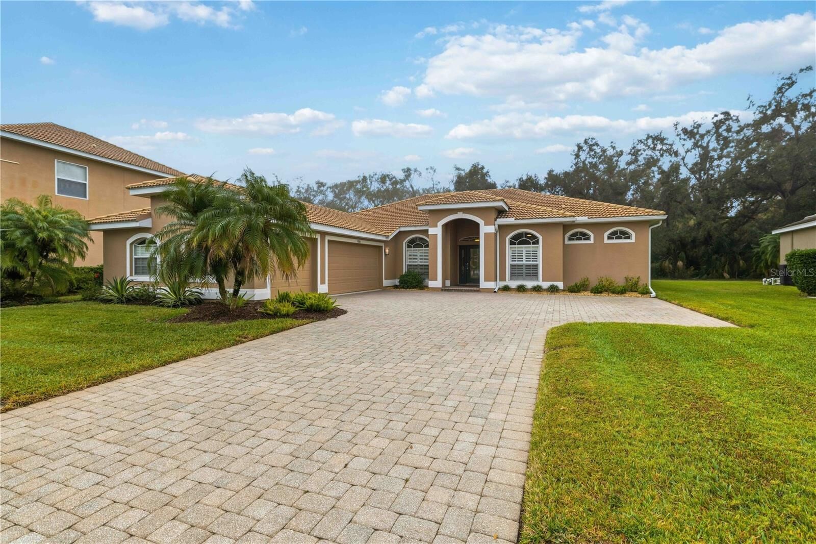 Property Photo:  9004 Brookfield Terrace  FL 34212 