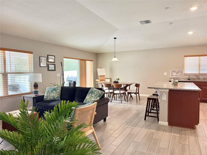 Property Photo: 9231 Freedom Hill Drive FL 33584