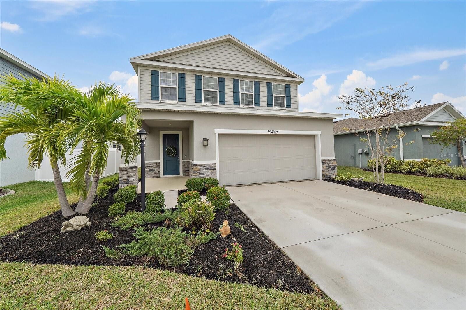 Property Photo: 5412 Peaceful Creek Cove FL 34203