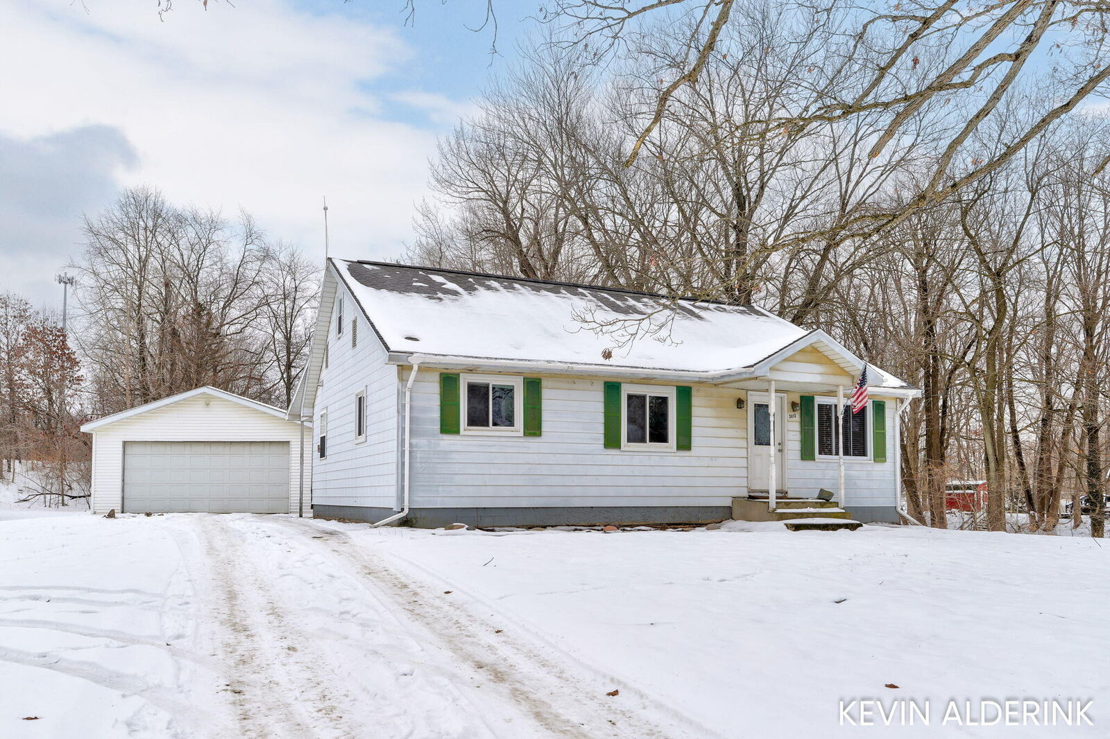 Property Photo: 3613 36th Street MI 49419