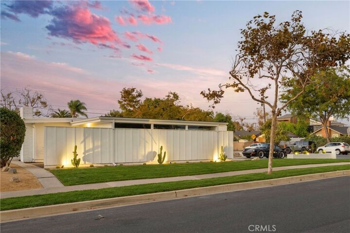 Property Photo:  3391 Rossmoor  CA 90720 