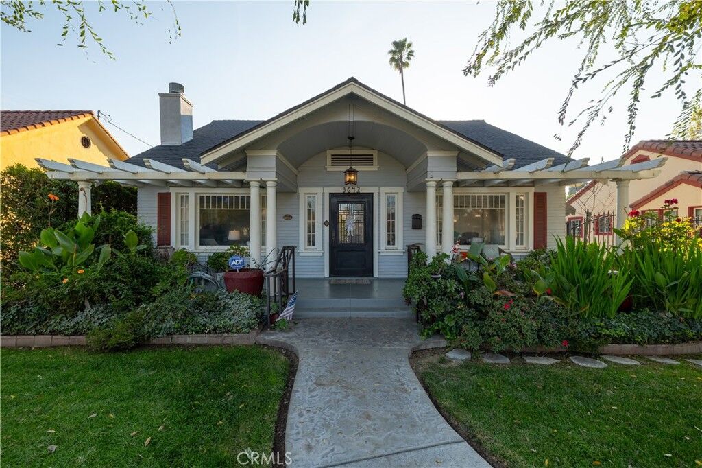 Property Photo:  3642 Larchwood Place  CA 92506 