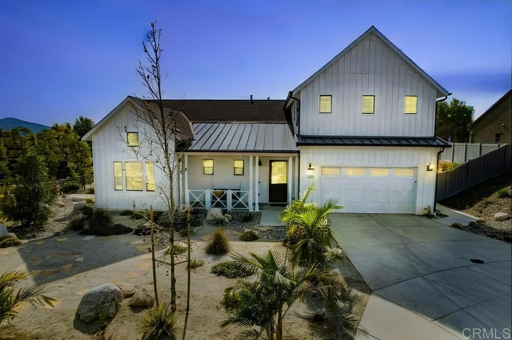 Property Photo:  1221 Gable Court  CA 92069 