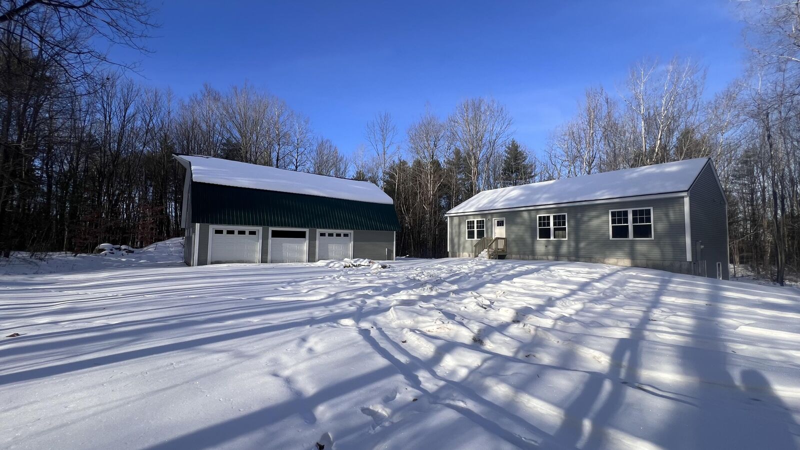 Property Photo: 140 Raymond Hill Road ME 04071