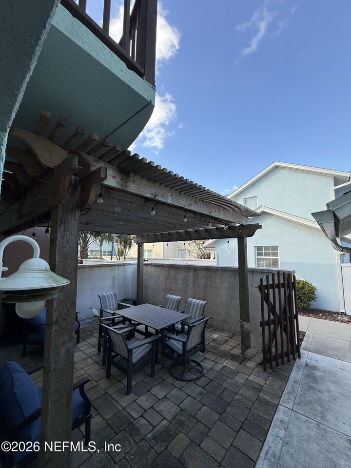 Property Photo: 1524 1st Street S FL 32250