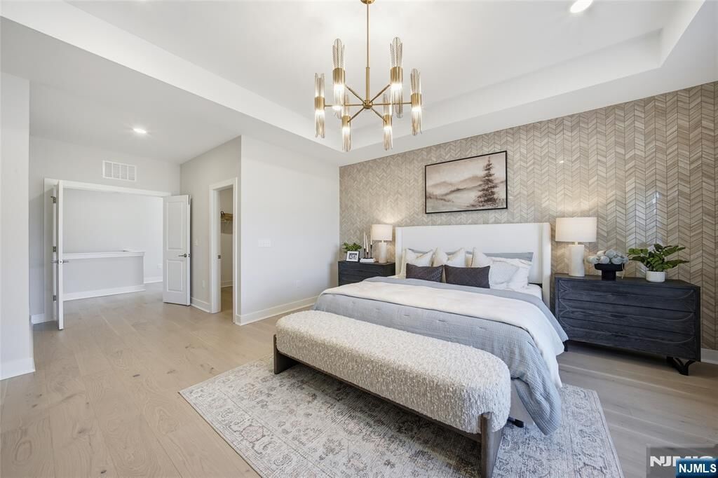 Property Photo:  14 Arlington Place  NJ 07036 