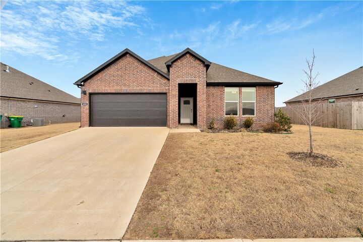 Property Photo:  400 W Snow Bend  AR 72730 