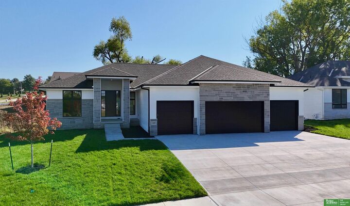 Property Photo:  11007 S 98th Street  NE 68046 