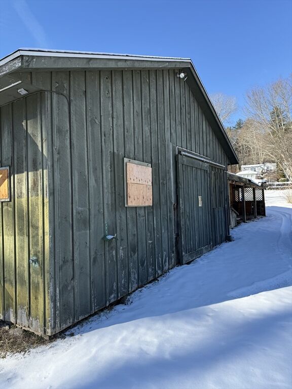 Property Photo:  267 Osborne Rd  MA 01082 