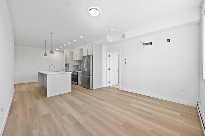 Property Photo: 520 Reynolds Avenue SW 1116 AB T4B 5X9