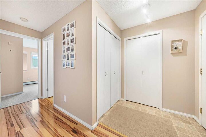 Property Photo: 4975 130 Avenue SE 4214 AB T2Z 4M5
