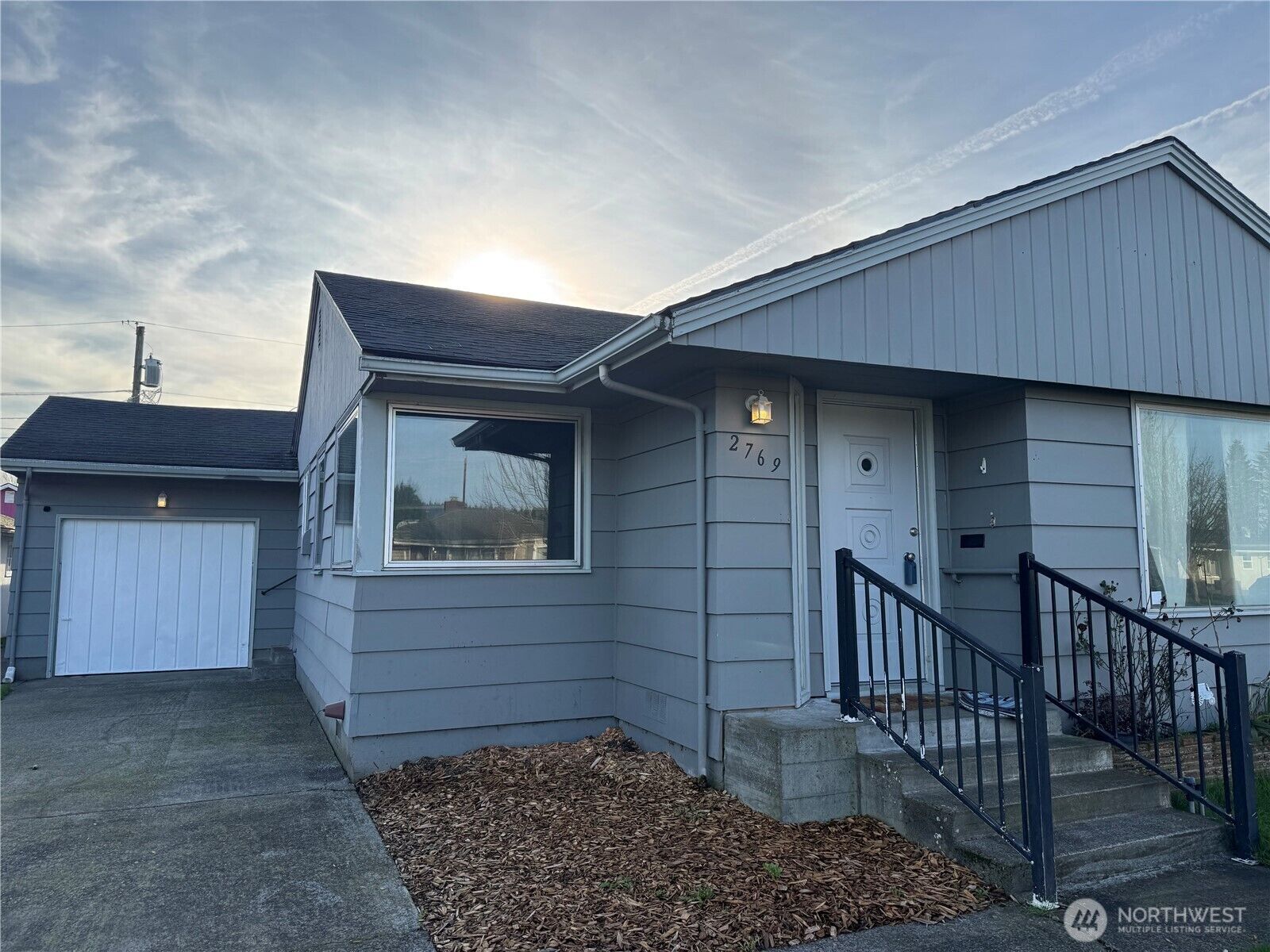 Property Photo:  2769  Maryland Street  WA 98632 