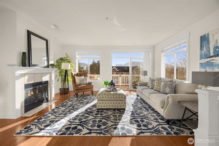 Property Photo: 23120 SE Black Nugget Road C1 WA 98029