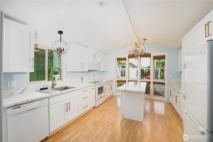 Property Photo: 1415 84th Street SE 54 WA 98208