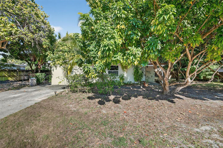 Property Photo: 617 NW 43rd Court FL 33309