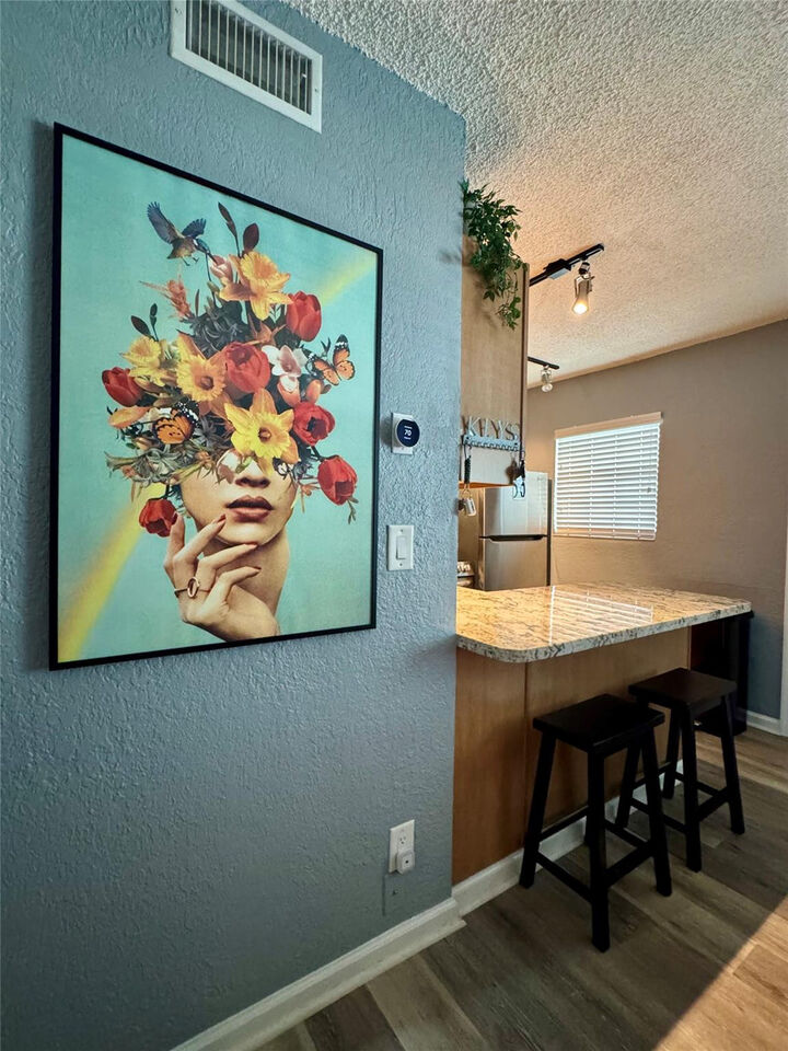 Property Photo:  2660 NE 8th Avenue 211  FL 33334 