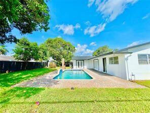 Property Photo: 1478 NE 56th Street FL 33334