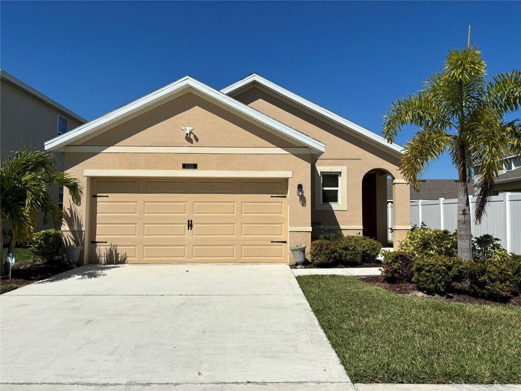 Property Photo:  11150 SW Sophronia Street  FL 34987 