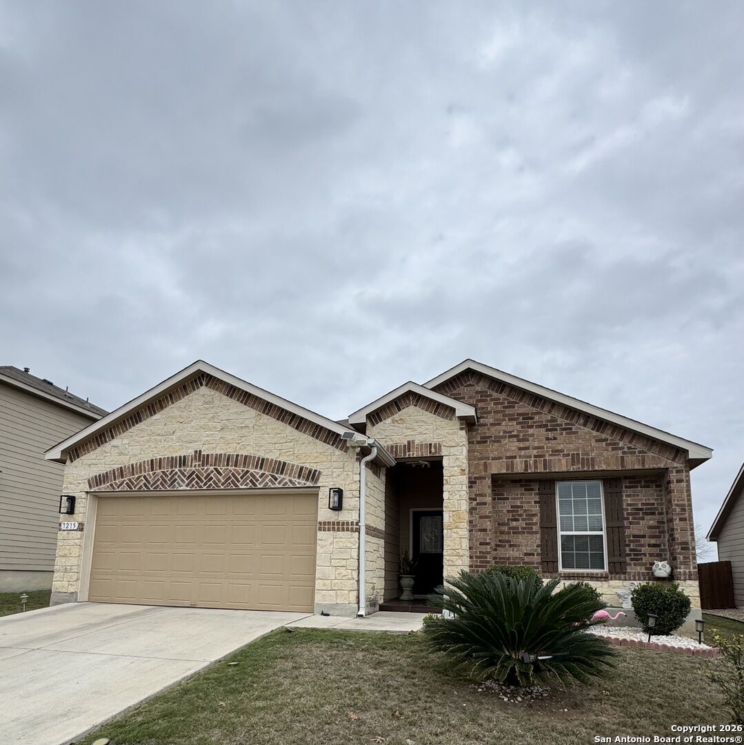 Property Photo:  7215 Capricorn Way  TX 78109 