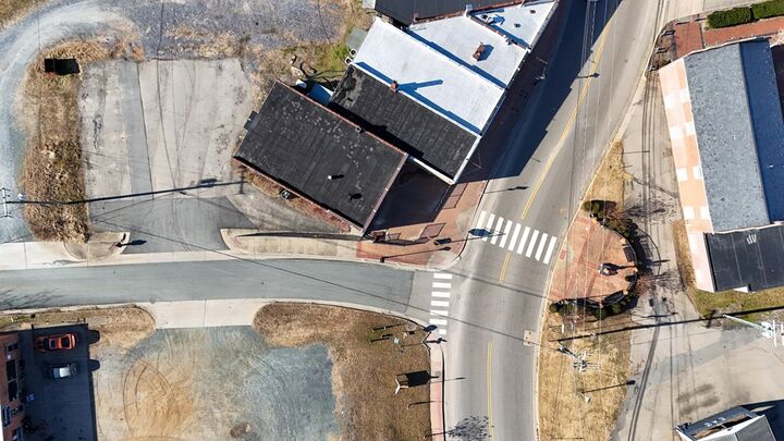 Property Photo:  1002 Main Street  VA 23936 