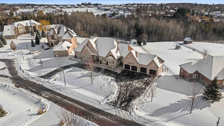 Photo de la propriété: 5121 Tom Thomson Court ON L1Y 0A1