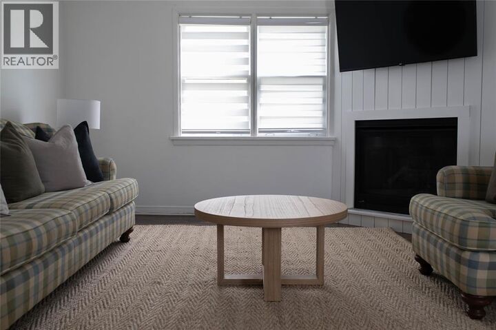 Property Photo:  7424 Lakeshore Road 10  ON N0N 1J3 