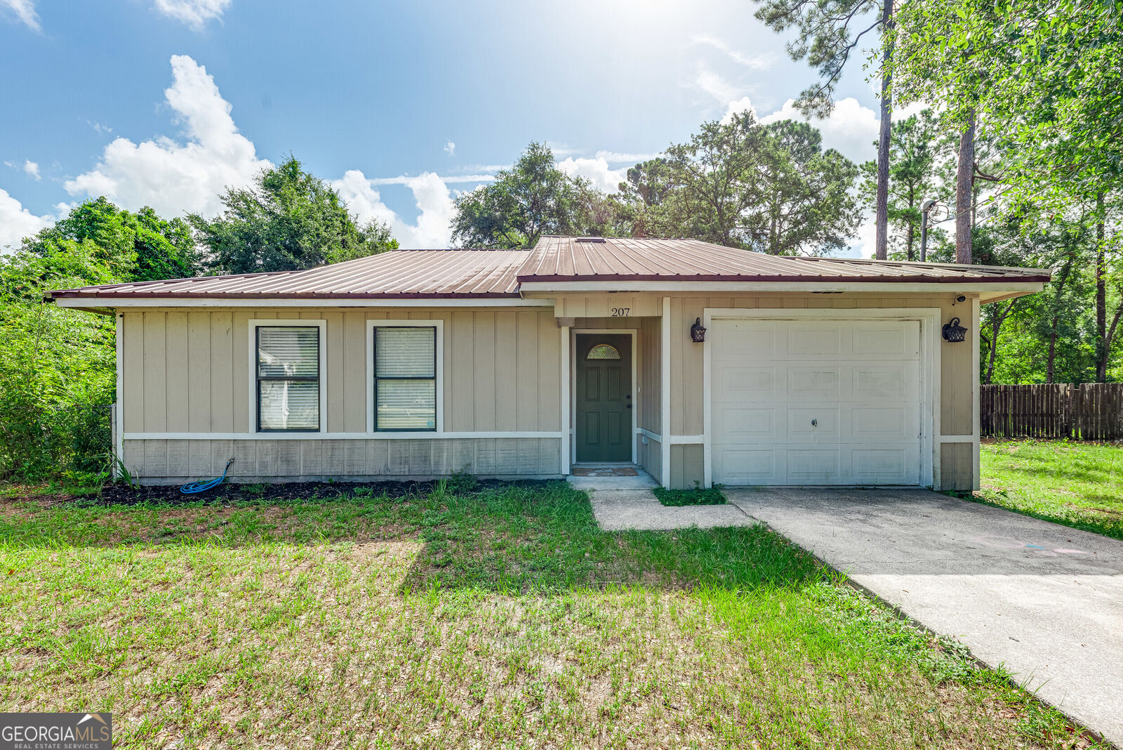 Property Photo:  207 Candy Court  GA 31558 
