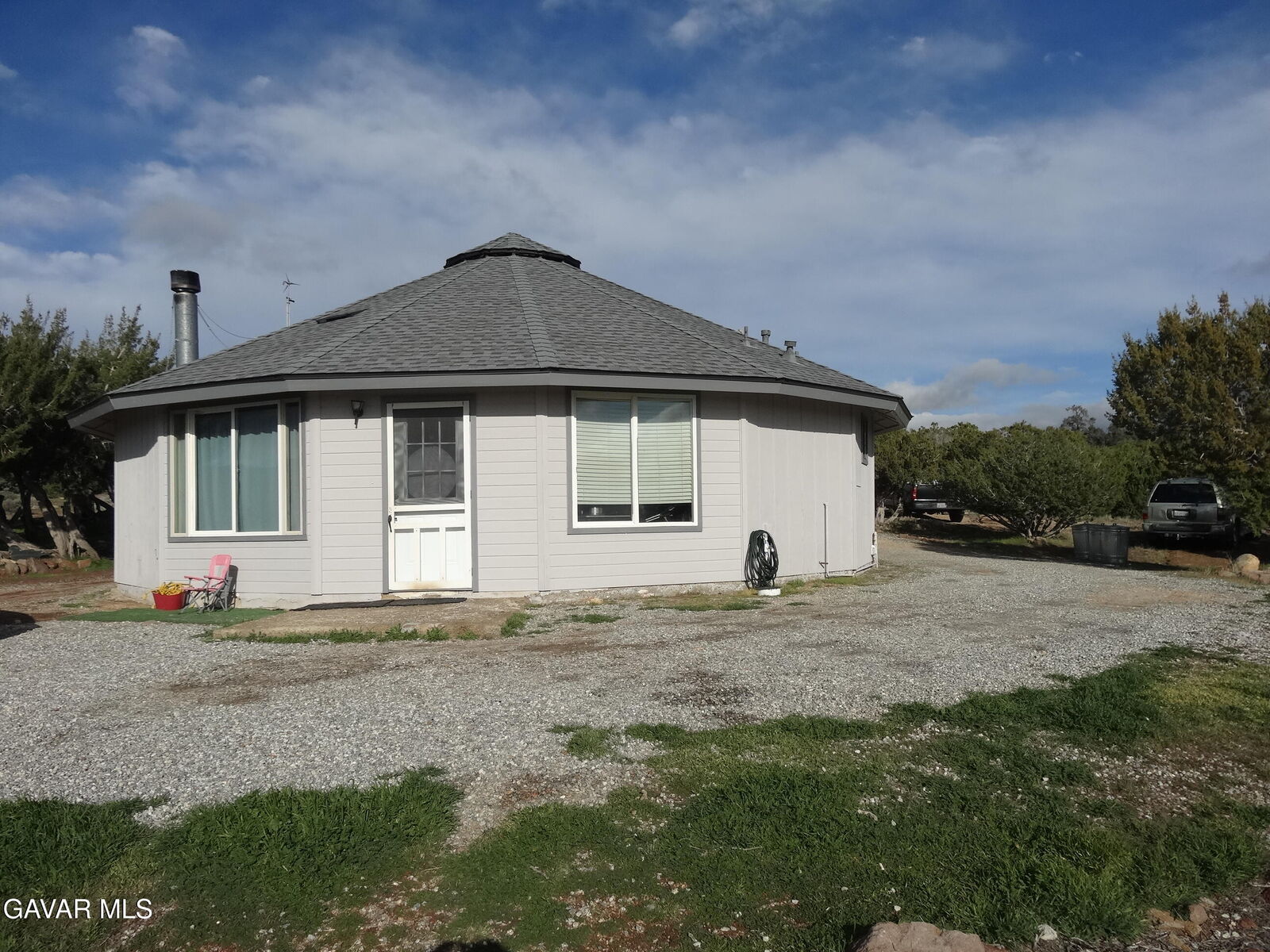 Property Photo:  9425 Tanganda Road  CA 93561 