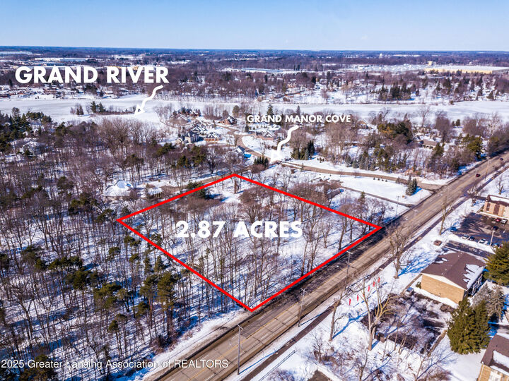 Property Photo: 2800 S Waverly Road MI 48911