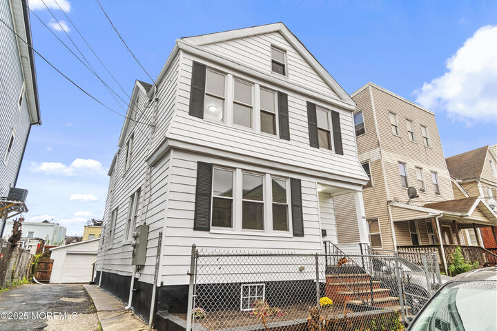 Property Photo:  366 Badger Avenue  NJ 07112 